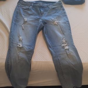 Lovesick Distressed skinny jeans 14